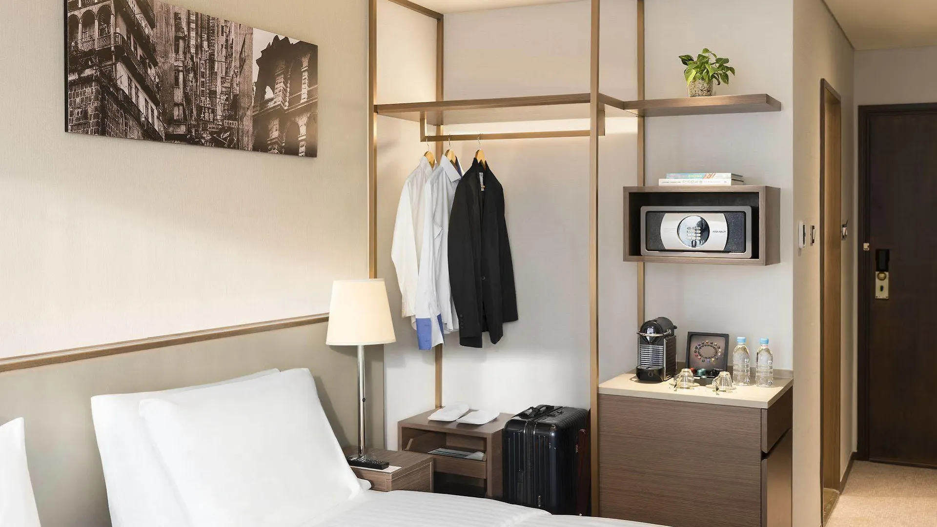 ****  Island Pacific Hotel Hong Kong China