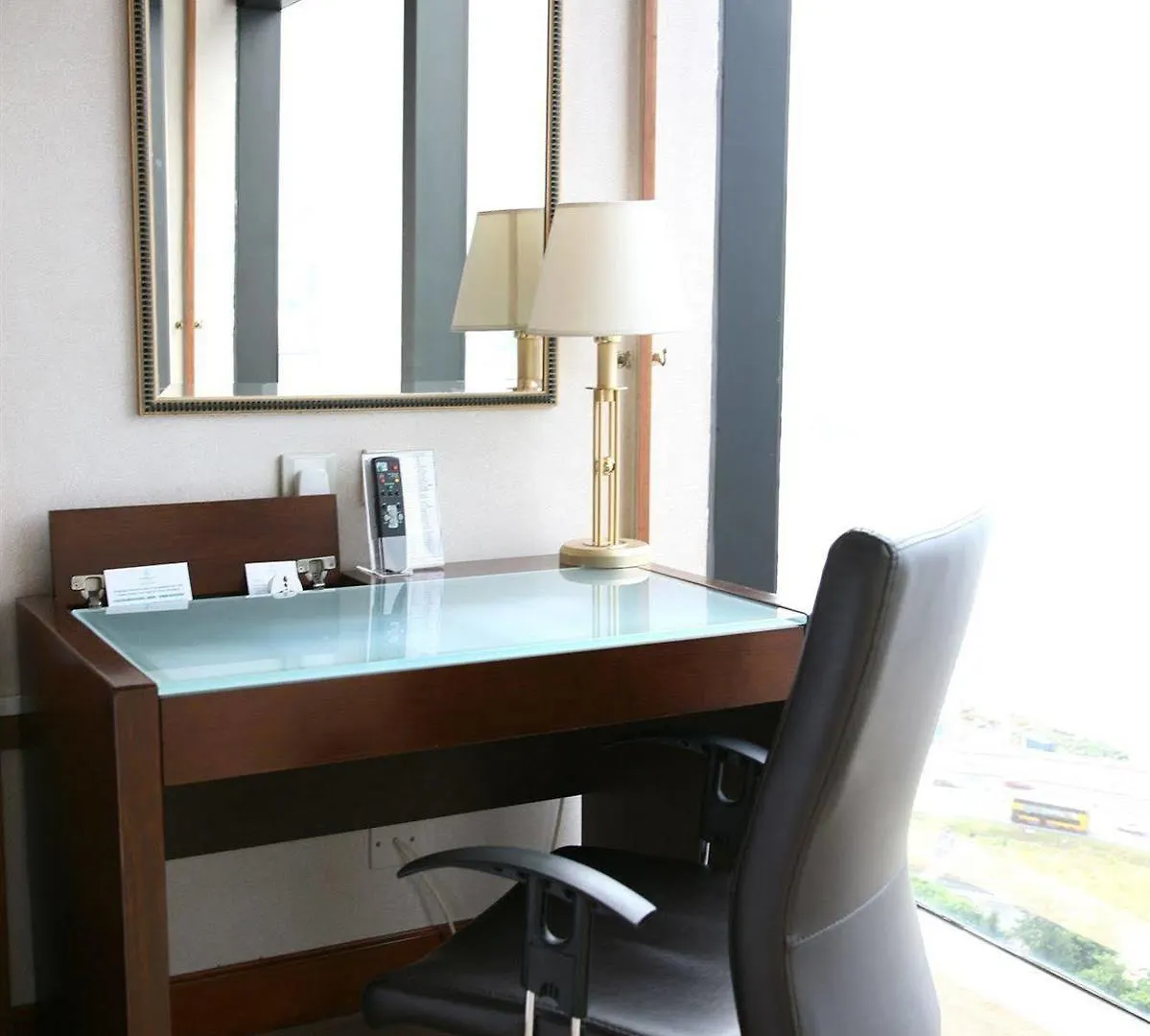 Island Pacific Hotel Hong Kong 4*,